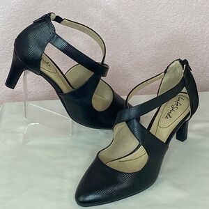 Life Stride Open Side Ankle Strap Zip 3” Heels Sz 9.5